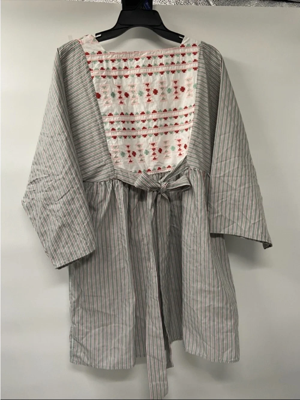 NWT TUCKERNUCK POMANDER PLACE Sage Stripe Embroidered Sadona Dress Size small - Picture 9 of 16
